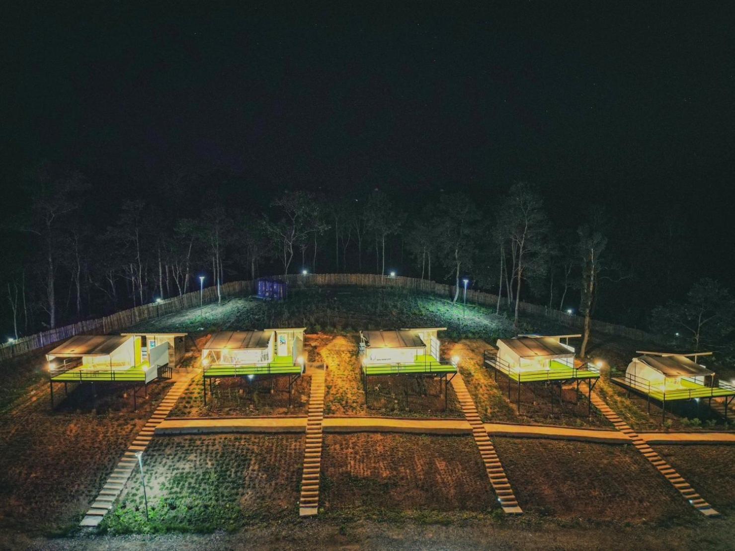 Hotel สวนไร่รุ่งอรุณ Suan Rai Rungarun Ban Na Pa Paek Exterior foto